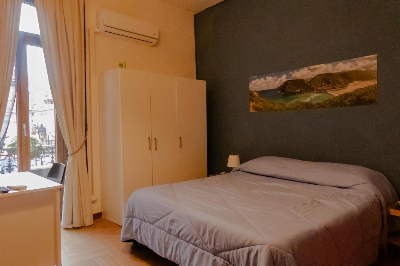 Bed and Breakfast Passaggio A Sud Ovest Iglesias Exterior foto