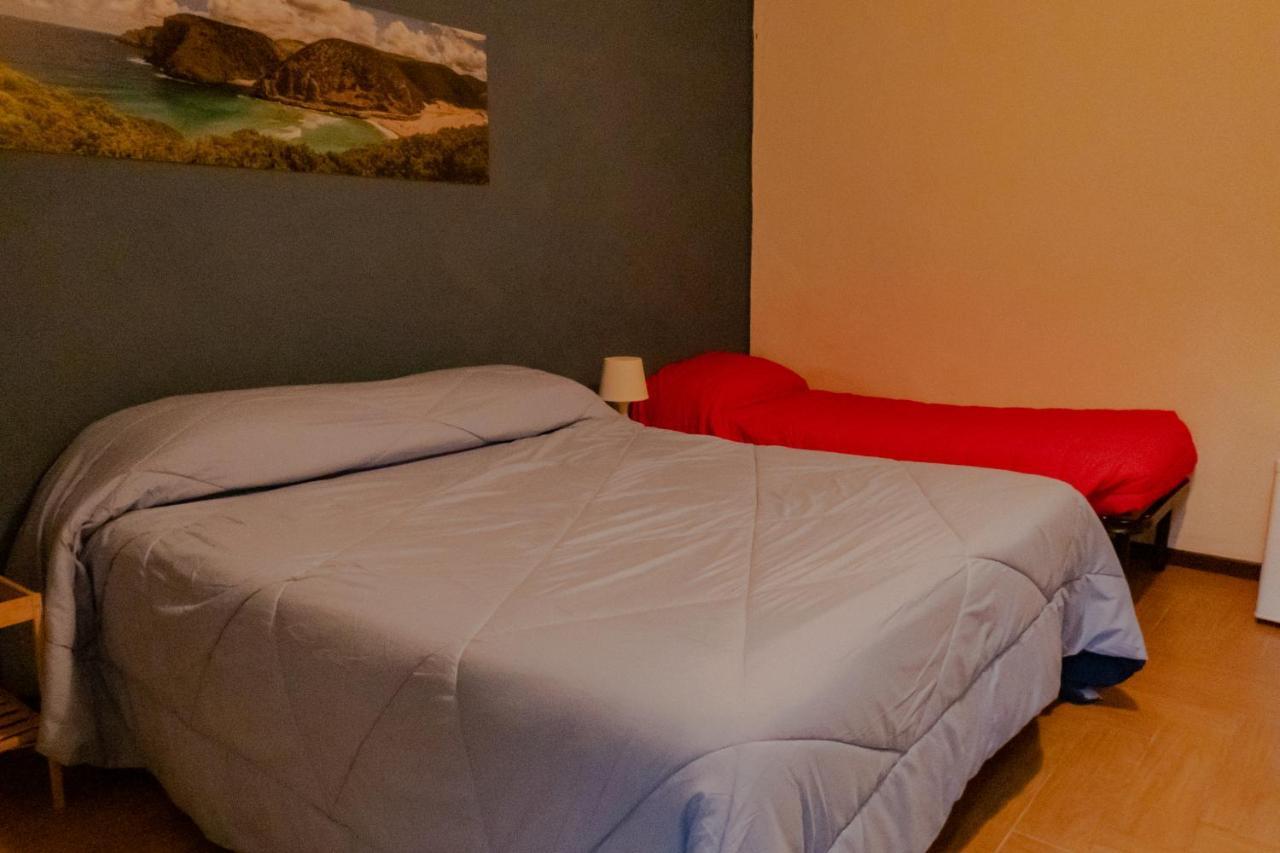 Bed and Breakfast Passaggio A Sud Ovest Iglesias Exterior foto