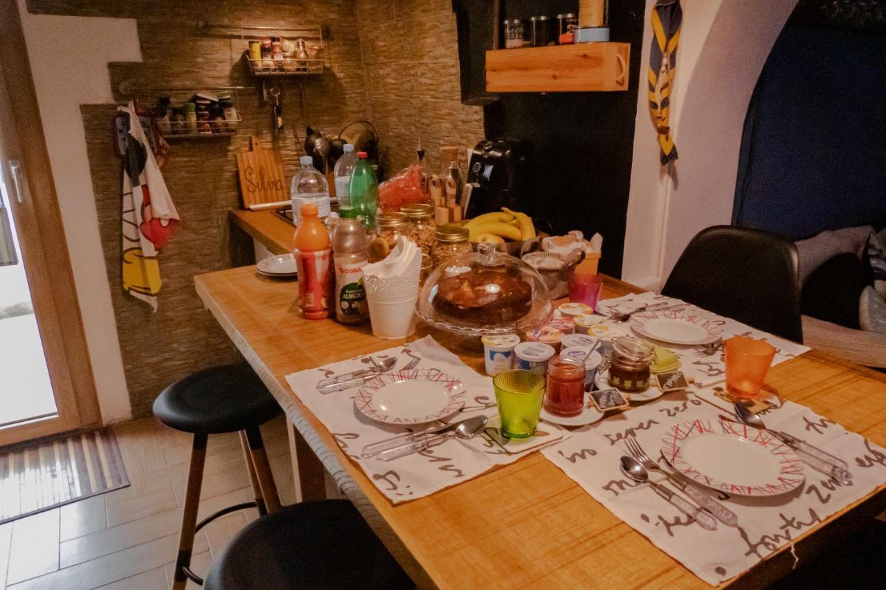 Bed and Breakfast Passaggio A Sud Ovest Iglesias Exterior foto