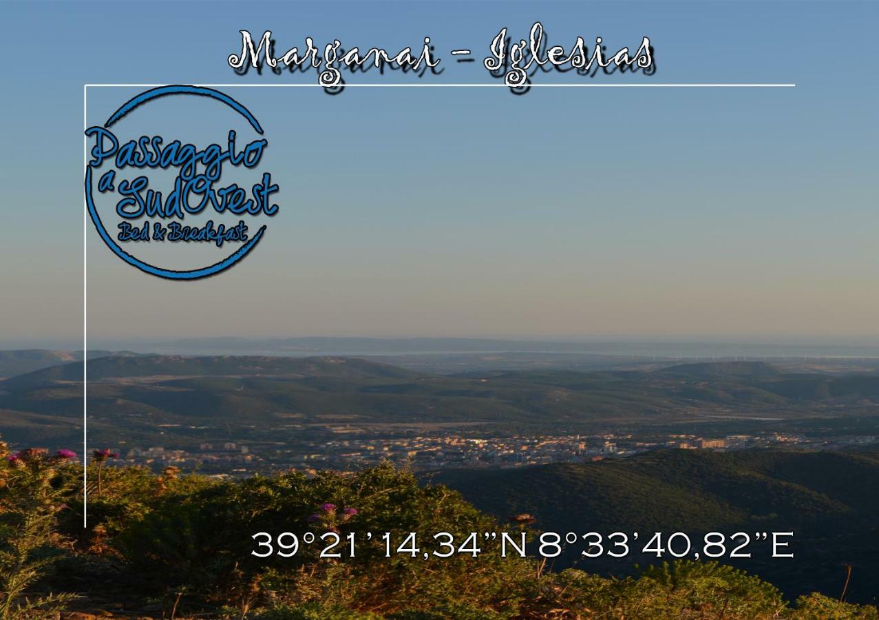 Bed and Breakfast Passaggio A Sud Ovest Iglesias Exterior foto